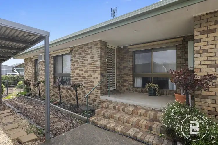 2/49a Layton Road, Maryborough VIC 3465