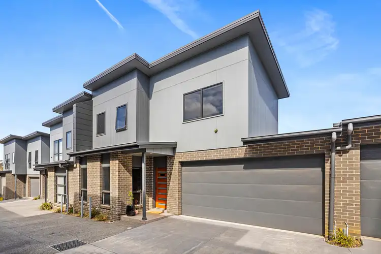 9/235 Princes Highway, Albion Park Rail NSW 2527