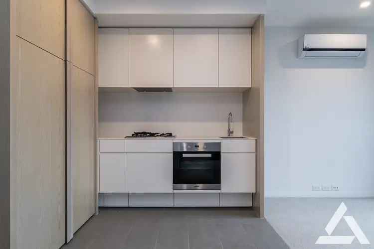 1607/8 Pearl River Road, Docklands VIC 3008