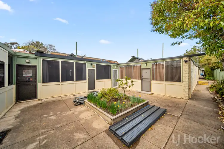 8/126 Henderson Road, Crestwood NSW 2620