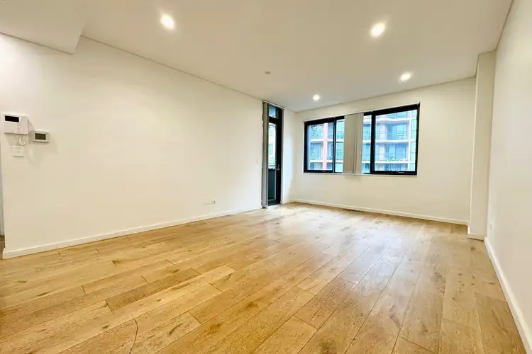 309/1 Wattle Crescent