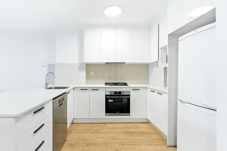 Fourth view of Homely unit listing, 28/2-26 Wattle Crescent, Pyrmont NSW 2009