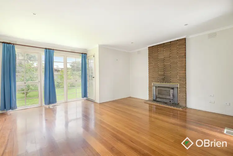 Second view of Homely house listing, 11 Garrylawn Court, Frankston VIC 3199