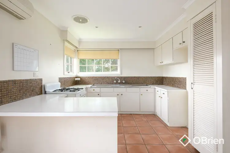 Fourth view of Homely house listing, 11 Garrylawn Court, Frankston VIC 3199