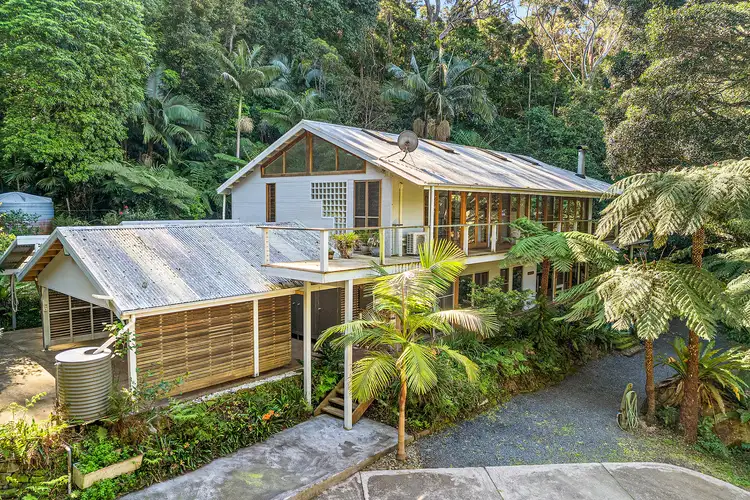 60 Buttenshaw Drive, Coledale NSW 2515