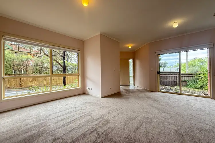 1 Scarborough Square, Mont Albert North VIC 3129