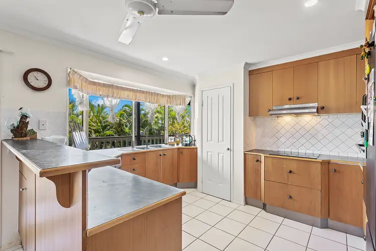 Sixth view of Homely house listing, 1 Daydream Court, Cannonvale QLD 4802