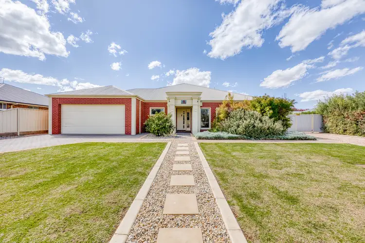 9 Summer Drive, Buronga NSW 2739