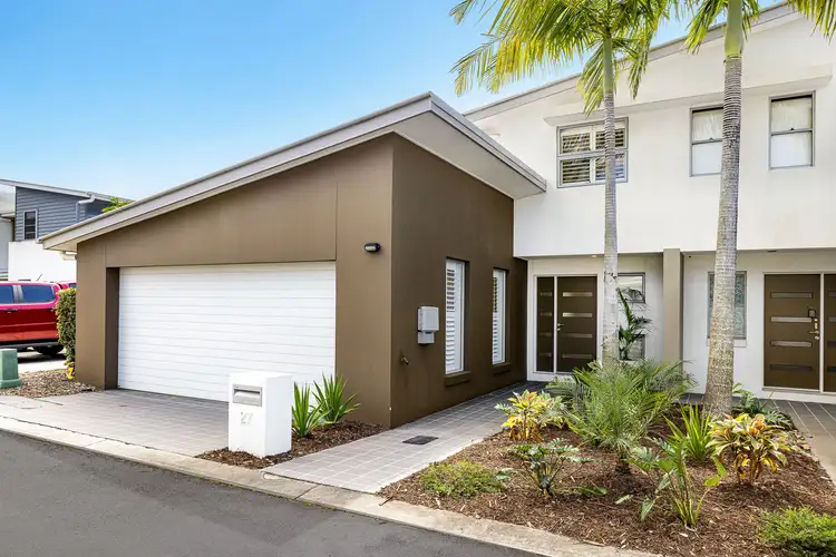 27 Valencia Boulevard, Burleigh Waters QLD 4220