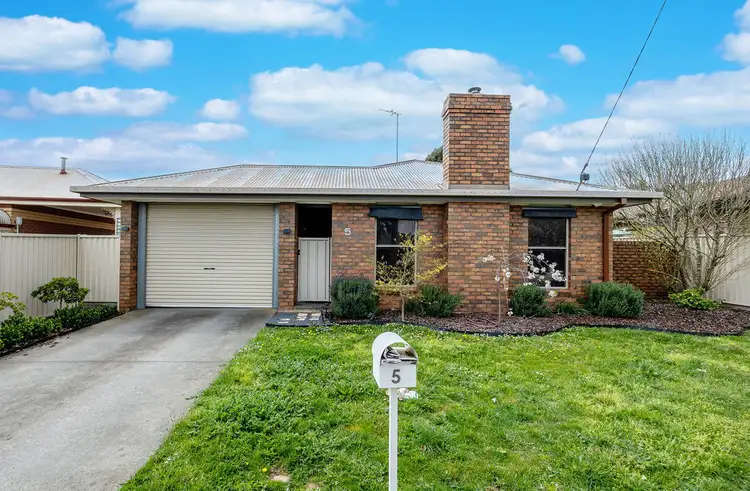 5 King Drive, Sebastopol VIC 3356