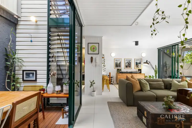 2/8 Waterworks Road, Red Hill QLD 4059