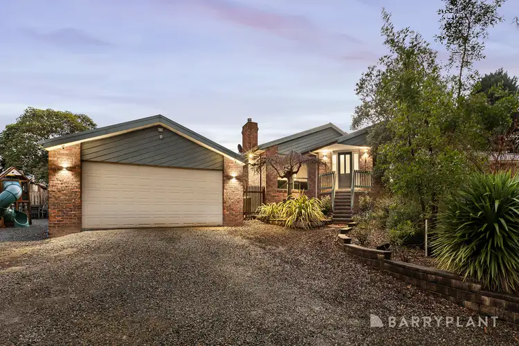 3 Olsen Close, Mooroolbark VIC 3138