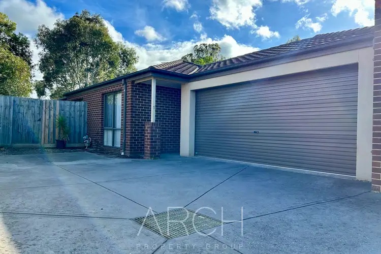 1/50 Pomegranate Way, Pakenham VIC 3810