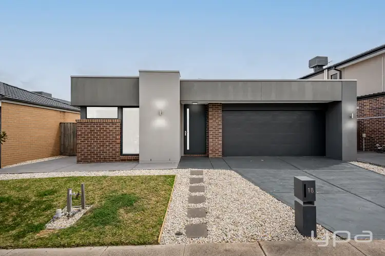 18 Allunga Way, Werribee VIC 3030