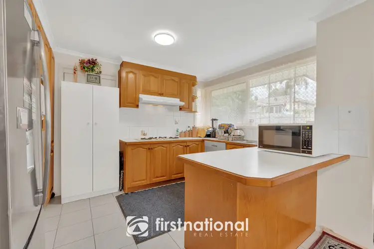 Fifth view of Homely house listing, 5 Briscoe Court, Endeavour Hills VIC 3802