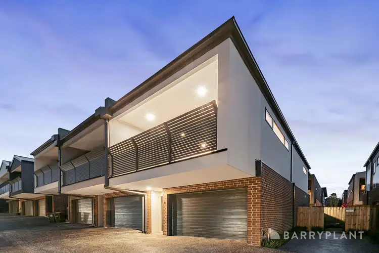 8/17 McComb Street, Lilydale VIC 3140