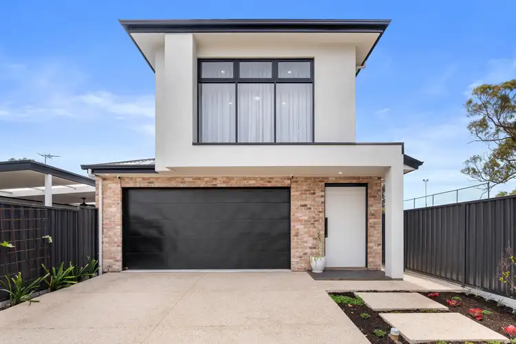 14 McLaughlan Avenue