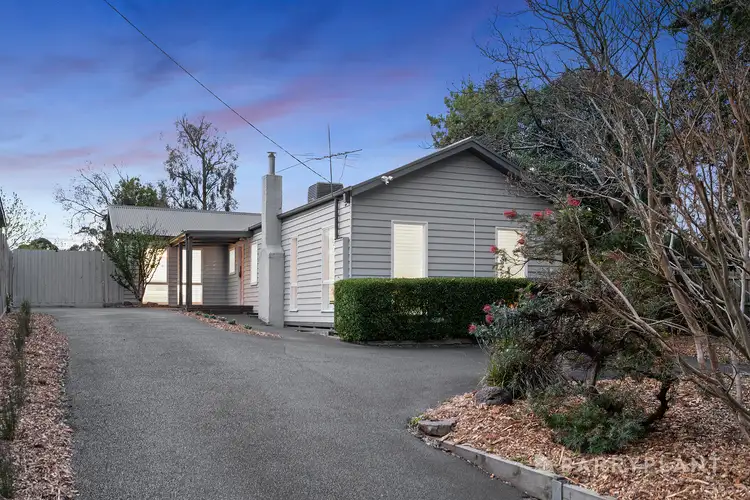 12 Elsie Grove, Mount Evelyn VIC 3796