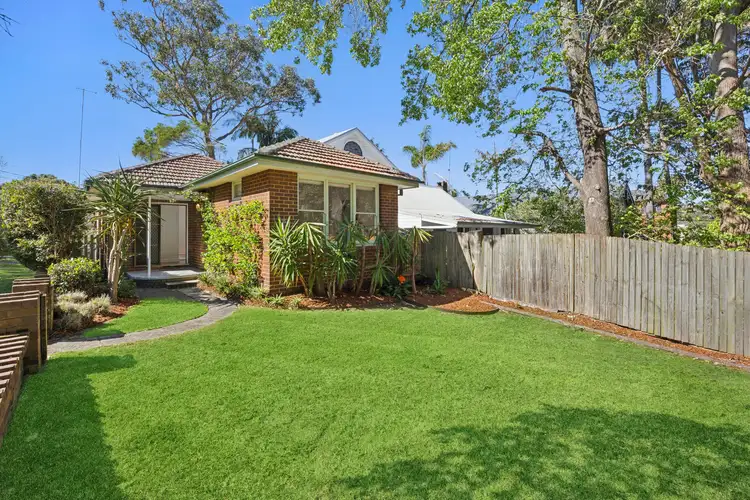 35 Soldiers Avenue, Freshwater NSW 2096