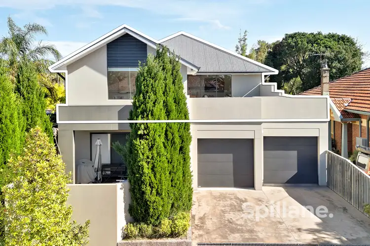 2/27 Veda Street, Hamilton NSW 2303