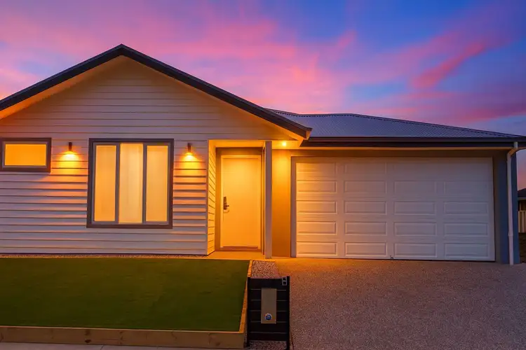 5 Kardinia Street, Bonshaw VIC 3352