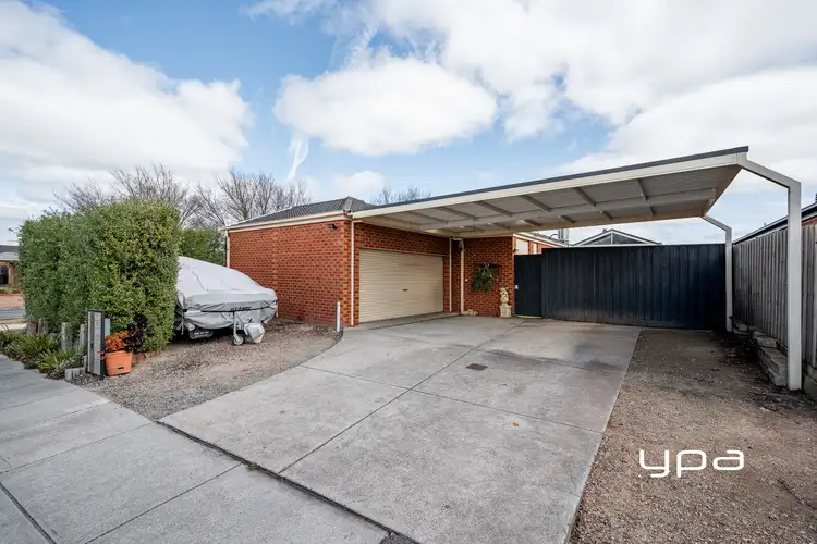 Second view of Homely house listing, 1 Redpath Court, Sunbury VIC 3429