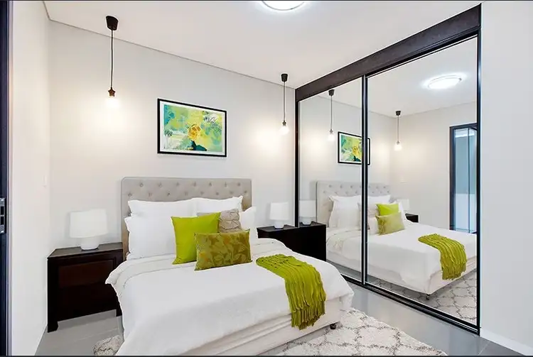 Second view of Homely unit listing, 4/114-118 New South Head Road, Edgecliff NSW 2027