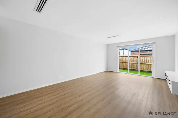 Seventh view of Homely house listing, 8 Countess Circuit, Wollert VIC 3750