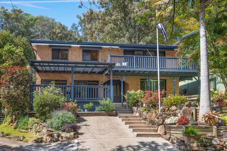 16 Old Ferry Road, Illawong NSW 2234