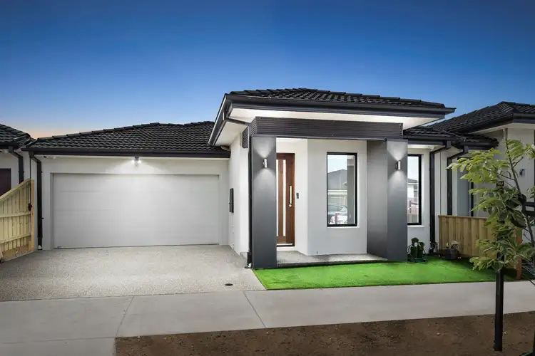 27 Mangosteen Drive, Truganina VIC 3029