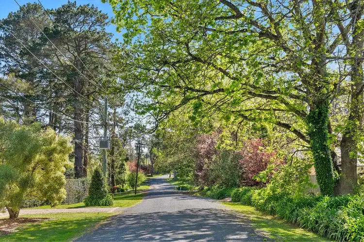 2 Ranelagh Road, Burradoo NSW 2576