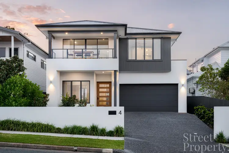 4 Rowan Crescent, Merewether NSW 2291