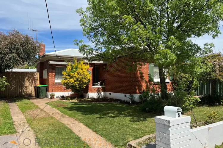 8 Caroline Street, Orange NSW 2800