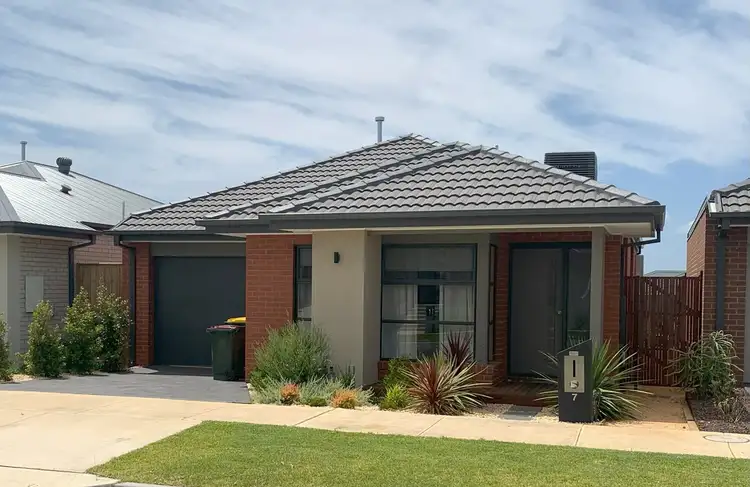 7 Samwell Street, Charlemont VIC 3217