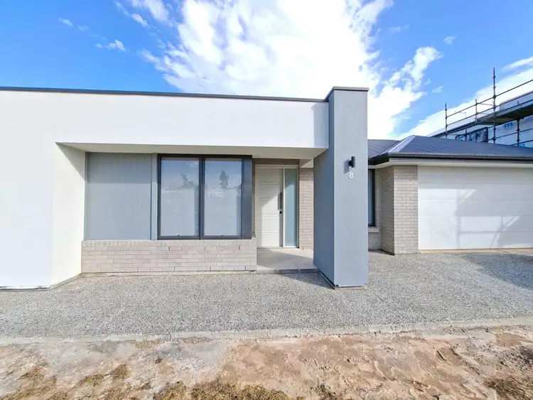 8 Phoenix Avenue, Riverlea Park SA 5120