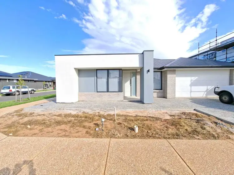 Second view of Homely house listing, 8 Phoenix Avenue, Riverlea Park SA 5120