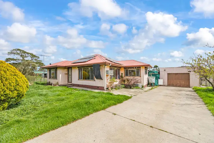33 Hogan Road