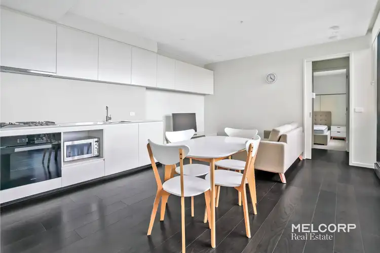 1404/151 Berkeley Street, Melbourne VIC 3000