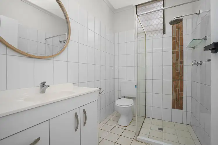 Fifth view of Homely unit listing, 4/17 Bayview Street, Fannie Bay NT 820