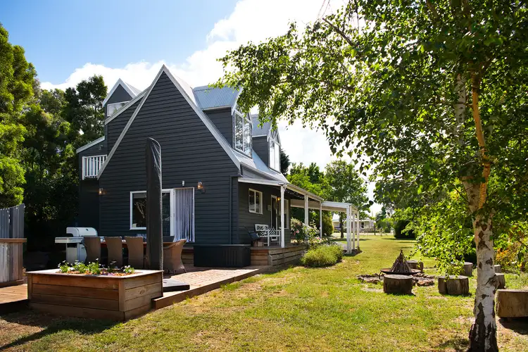 14 Morton Street, Glenlyon VIC 3461