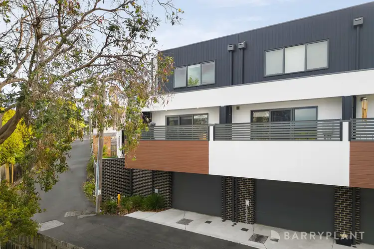 1A/24 Collins Place, Kilsyth VIC 3137