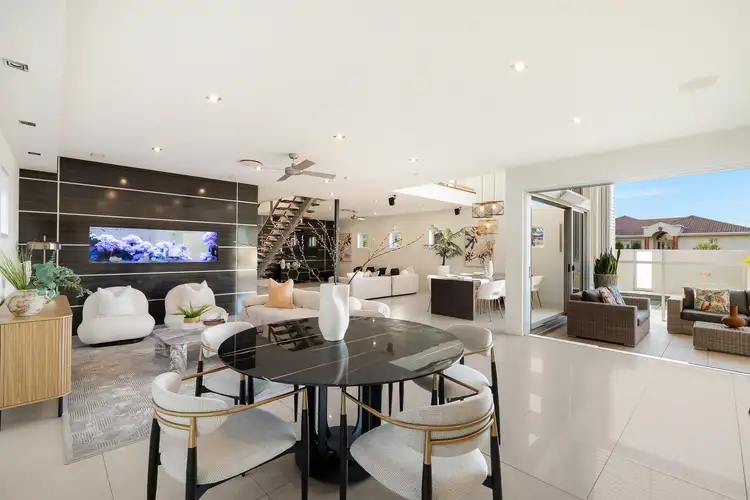 Fifth view of Homely house listing, 2 Offham Court, Arundel QLD 4214