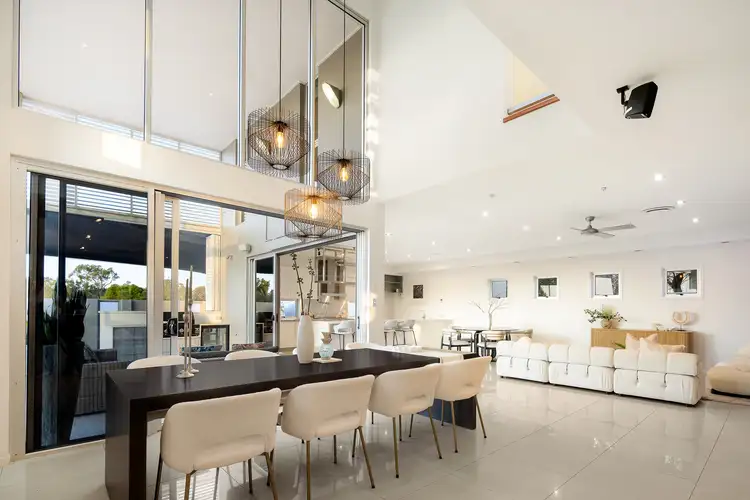 Sixth view of Homely house listing, 2 Offham Court, Arundel QLD 4214