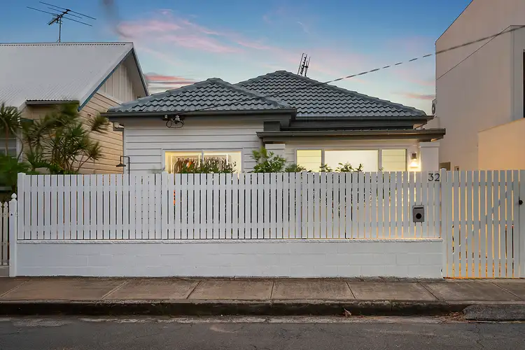 32 Buchanan Street, Merewether NSW 2291