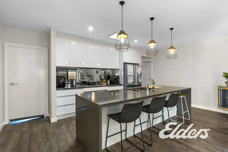 Fifth view of Homely house listing, 10 Lakeviews Circuit, Yarrawonga VIC 3730