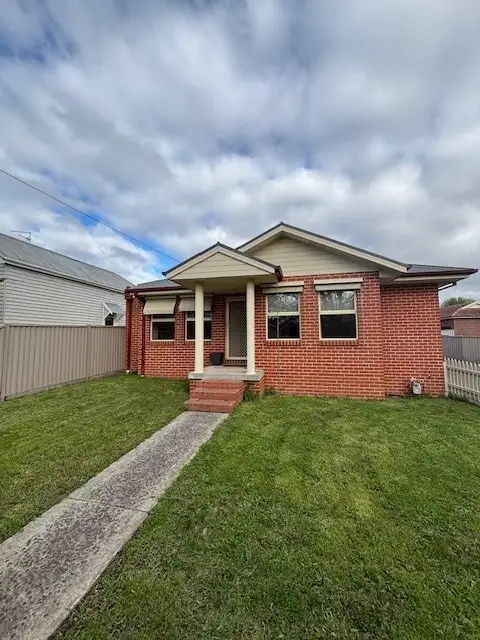 1/823 Barkly Street, Mount Pleasant VIC 3350
