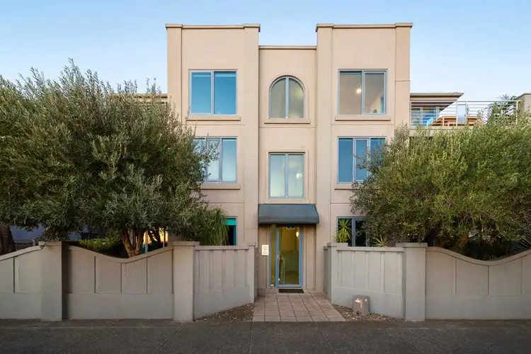 10/41 Marine Parade, St Kilda VIC 3182