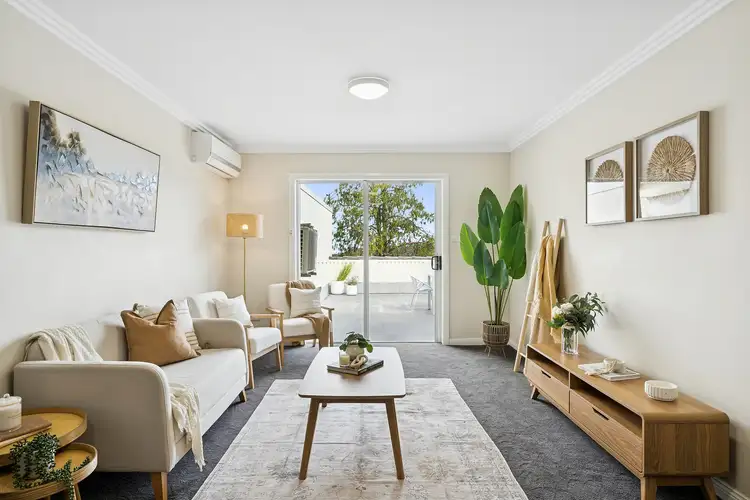 Main view of Homely townhouse listing, 7/16-18 Kalinda Road, Bullaburra NSW 2784