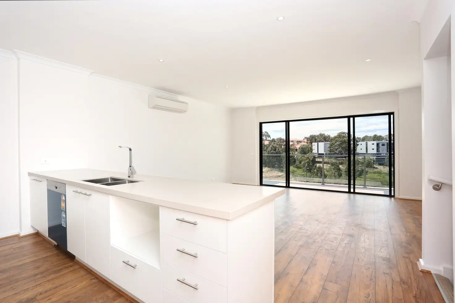 Main view of Homely townhouse listing, 11 Linacre Drive, Bundoora VIC 3083