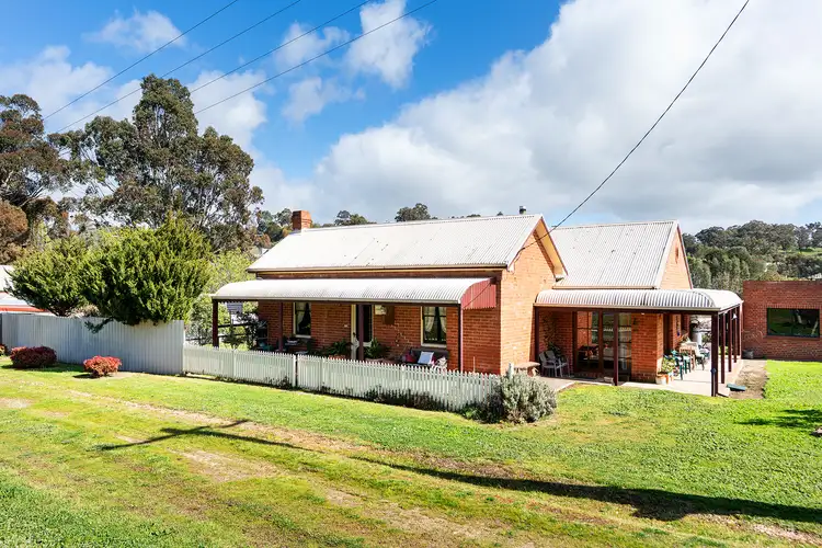 3 Fletcher Street, Guildford VIC 3451